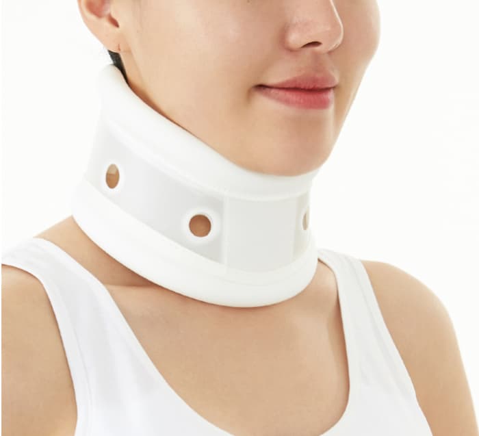 COLLIER CERVICAL RIGIDE SMALL/MEDIUM/LARGE — vue 1
