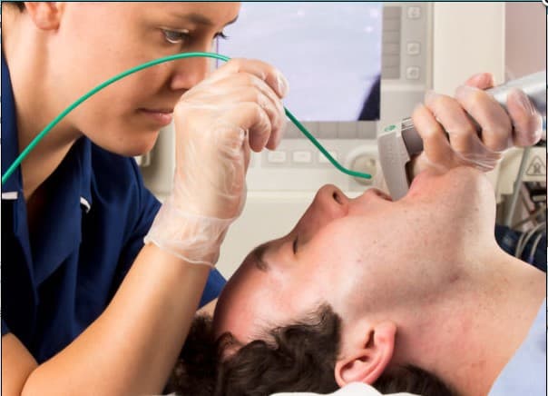 MANDRIN D’ESCHMANN POUR INTUBATION DIFFICILE EXTREMITE COUDEE — vue 2